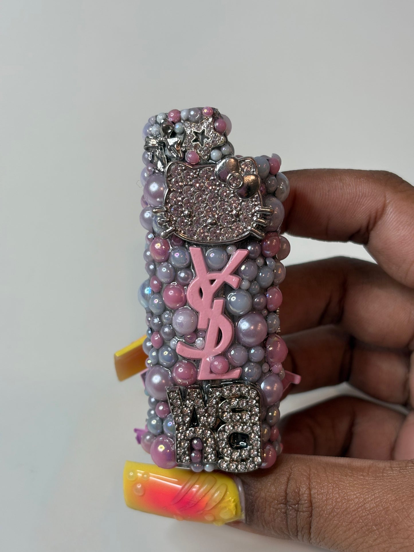 pink vv$ ⋆˚࿔