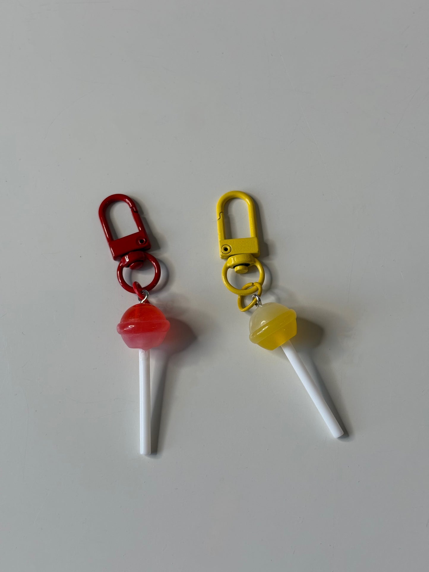 lollipopz keychain .ೃ࿐