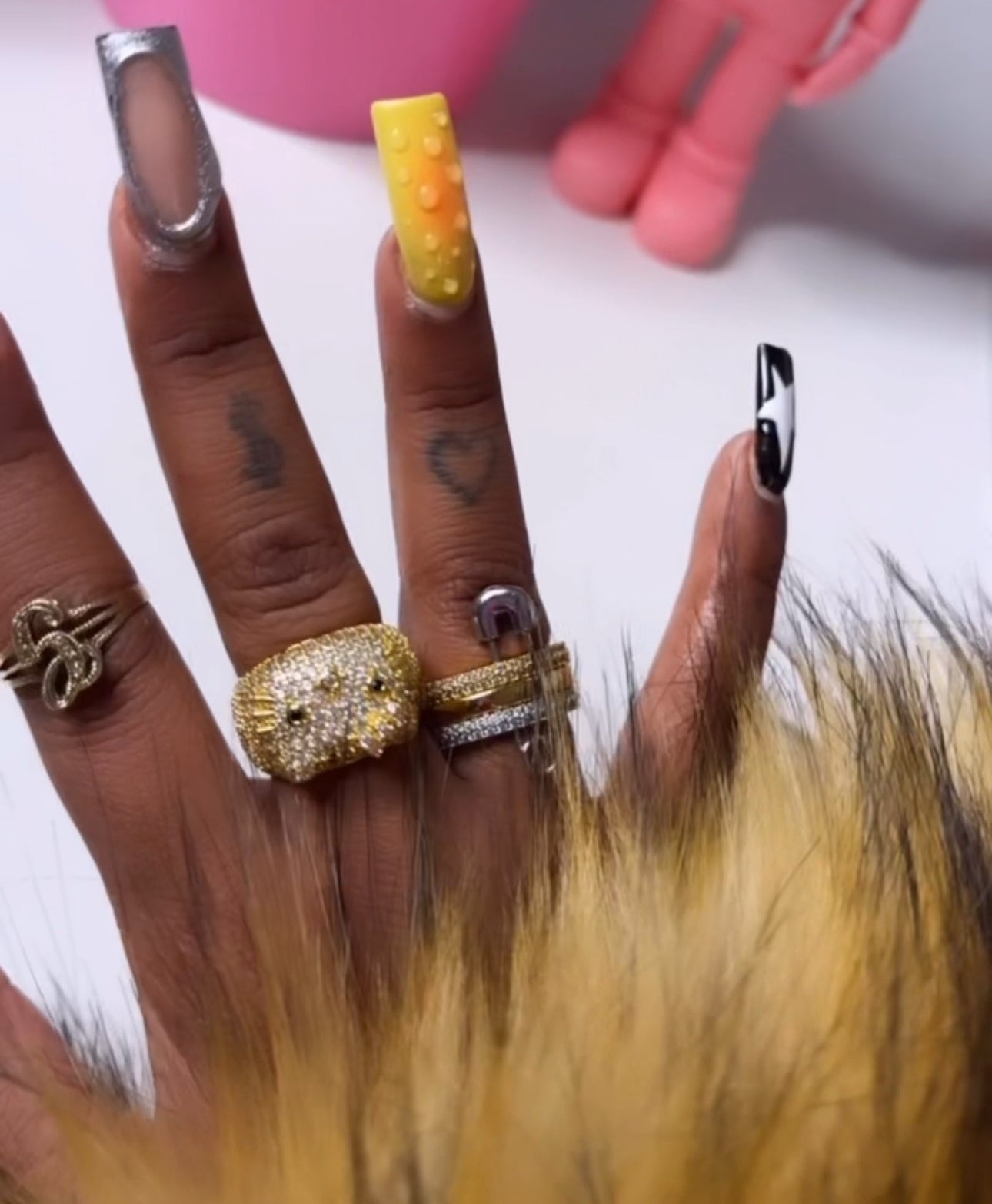 hk bling ring ⊹ᡣ𐭩₊⋆