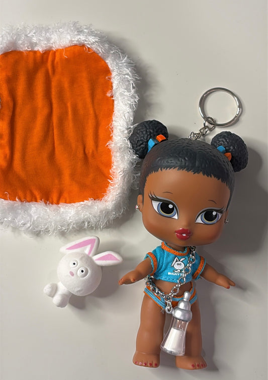 vintage bratz bag charm ₊˚⊹ ᰔ