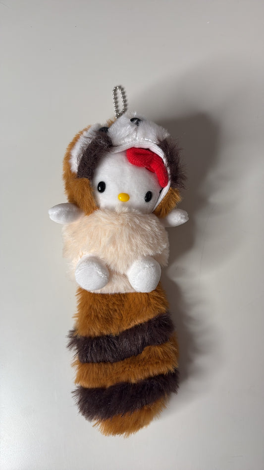 fluffed tail HK 🎀🐿️